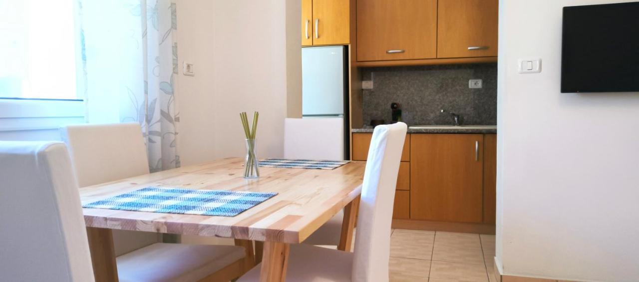 Central Apartment, Fully Equipped Himarë Exterior foto